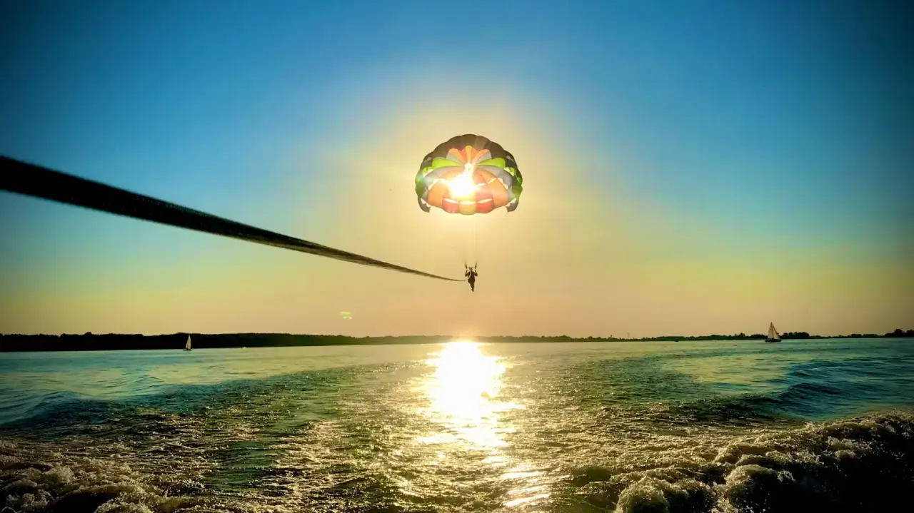 Páros Víziejtőernyőzés a Tisza tavon