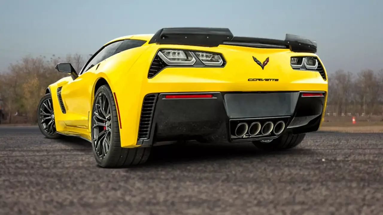 550 LE​ Chevrolet Corvette C7 vezetés a Kakucs Ringen*