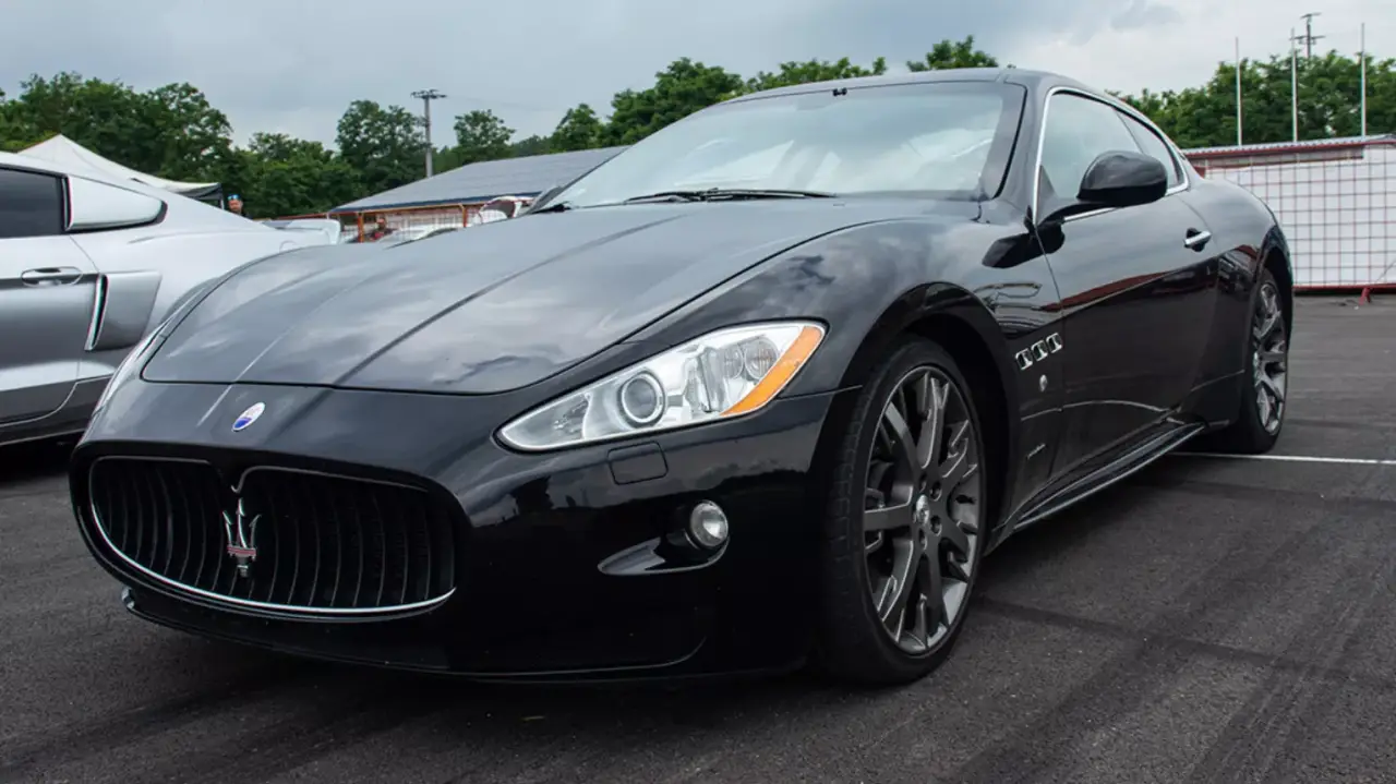 Maserati Granturismo élményvezetés a Kakucs Ringen