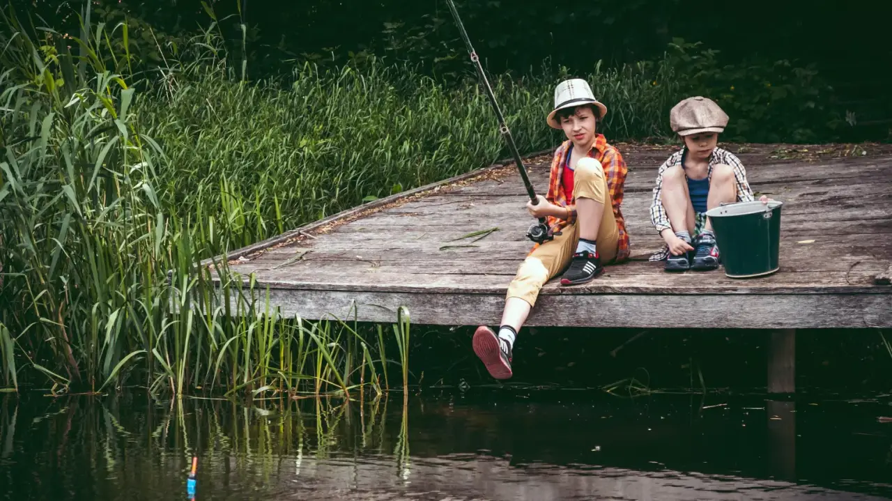 Gyerkőcnek horgászkaland a Lupa tavon