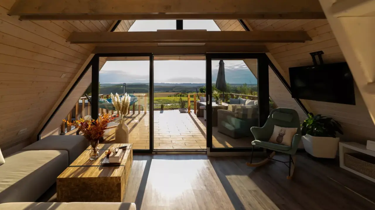 2 éjszaka a jakuzzis Izabella Apartmanba Nagyradán