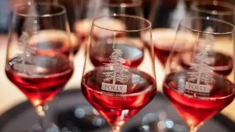 Happy Hours Randi a Folly Étteremben, egy különleges arborétumban 5