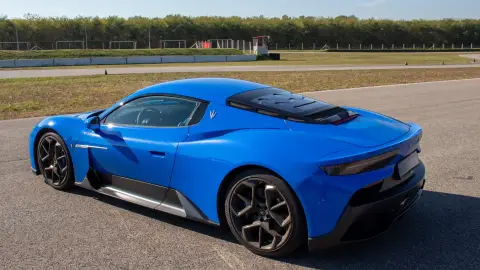 Maserati MC20 élményvezetés az M-Ringen – hétköznap/hétvégén 5