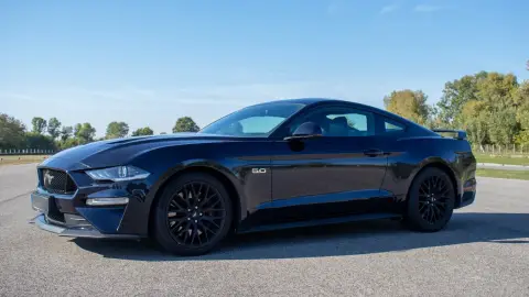 Mustang GT 2021 élményvezetés az M-Ringen – hétköznap/hétvégén 8