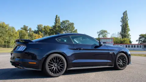 Mustang GT 2021 élményvezetés az M-Ringen – hétköznap/hétvégén 6
