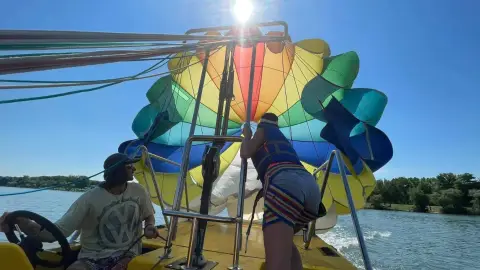 Víziejtőernyőzés a Tisza tavon 10