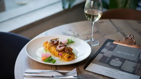 Romantikus gasztroélmény Szentendre szívében a Bistro 11-ben 1