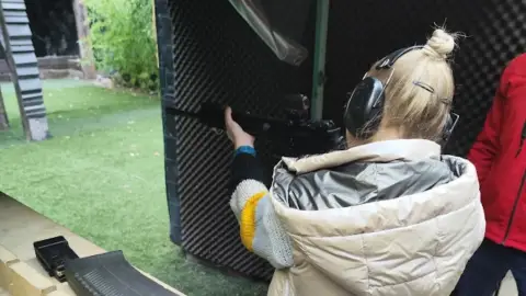 “RAGE” 2 az 1-ben élménynap! - Élménylövészet & Balta Dobálás 9