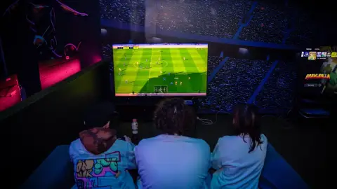 Gamerland családi élménynap – 4 főnek 5 órás élmény 5