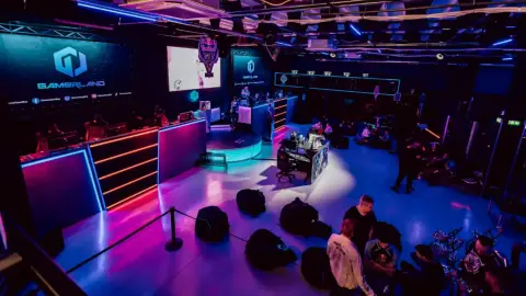 Gamerland páros élménynap – 2 főnek 3 órás élmény 5