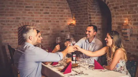 3 fogásos Vacsora + Borkóstoló egy hangulatos Pinceétteremben Villánykövesden 8