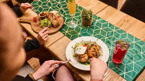 Eggscuse Me?! – Bottomless Brunch Budapest belvárosában 15