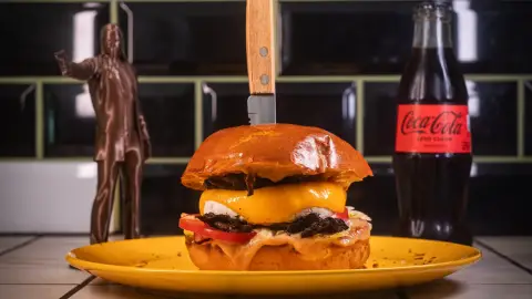 Ízélmény Tarantino stílusában! – Páros À la Carte ajánlat a Quentin's Burgerben 5