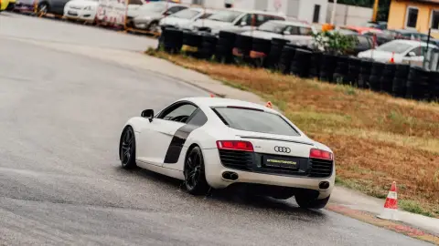 Szuperautók élménycsomag a Kakucs Ringen 5