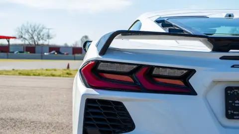 Corvette C8 500LE élményvezetés az M-Ringen – hétköznap/hétvégén 18