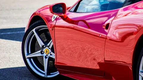 Ferrari 458 élményvezetés az M-Ringen – hétköznap/hétvégén 10