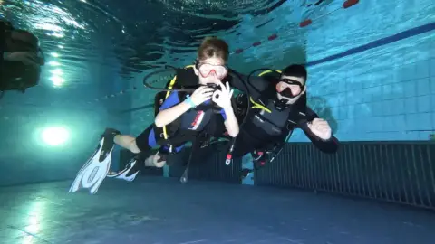 Haladó Próbamerülés az Aquaworldben 2