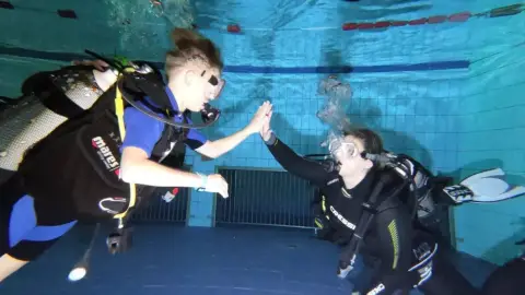 Haladó Próbamerülés az Aquaworldben 3