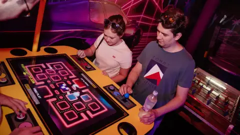 Retro játéktermi kaland a Gamerlandben/1 óra 1 fő részére 2