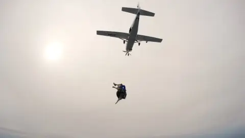 Emelkedj a felhők fölé! – Tandemugrás 3000 méterről Hajdúszoboszlón 7