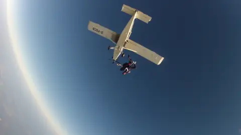 Emelkedj a felhők fölé! – Tandemugrás 3000 méterről Hajdúszoboszlón 20