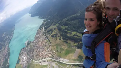 Emelkedj a felhők fölé! – Tandemugrás 3000 méterről Hajdúszoboszlón 16