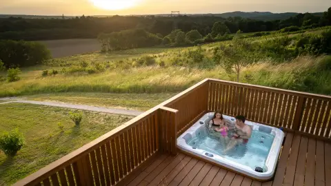 2 éjszaka a jakuzzis Othello Apartmanban Nagyradán 20