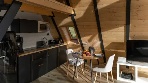 2 éjszaka a jakuzzis Othello Apartmanban Nagyradán 21