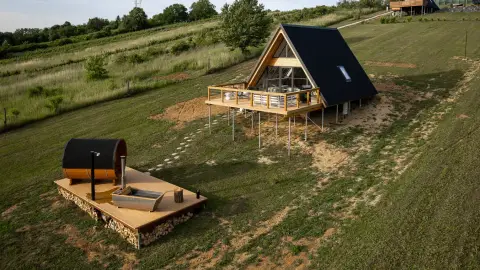 2 éjszaka a Hikki kádas Zeusz Apartmanban Nagyradán