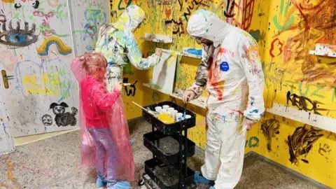 Színes káosz Apával! - 45 perces páros Fröcskölés 9