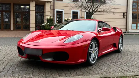 Ferrari F430-as élményvezetés a Kakucs Ringen