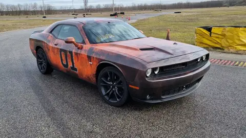 Dodge Challenger élményautózás gyerekeknek a Kakucs Ringen