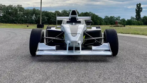 Formula BMW versenyautó vezetés a Kakucs Ringen