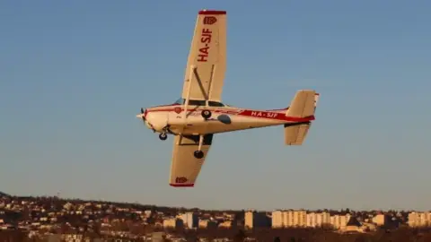 Budapesti városnézés repülővel 3 fő részére