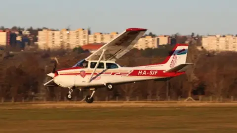 Repülőgép vezetés 2 kísérővel 5