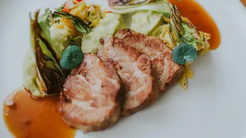 Vacsorázzatok kettesben a Pátyi Cukorborsó Kertvendéglőben 7