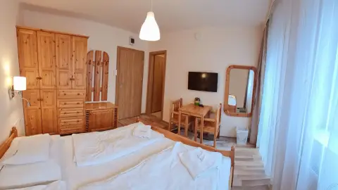 Hegyvidéki pihenés kettesben Dobogókőn, a Platán panzióban 5