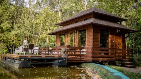 Zarah tanya Tóparti lakja pár meghitt éjszakára