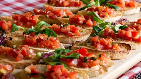 Korlátlan ételfogyasztás a Családdal az Ape Regina étteremben Budapesten 3