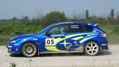Subaru STI-vel 1 km-es rallycross pályán Siófok mellett 5