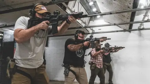 Fullos lövészeti csomag, hivatásos testőr oktatóval és oktatással 4