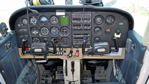 Családi városnézés repülővel Budapest felett 2