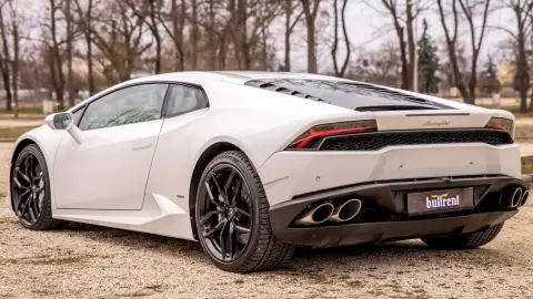 610 lóerős Lamborghini Huracan LP 610-4 autópályás vezetés 5