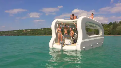 Portless Delux II Catamarán bérlés Balatonaligán 1