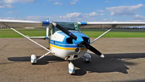 Repülőgéppel városnézés és lánykérés sablon ponyvával 3