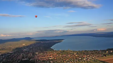 Balatoni hőlégballonozás a Keszthelyi-öböl felett 2