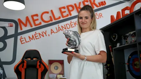 A legnagyobb fogás horgász trófea 4