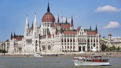 Romantikus vacsora és hajózás a Dunán! 2