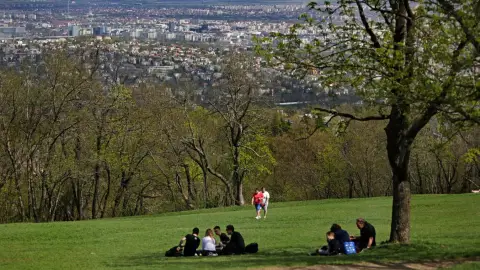 Kiképzés küldetés Normafán /World of Adventures szabadtéri játék 1