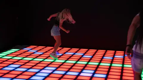 Vágjatok vissza a kockáknak – Hétköznapi Pixity Budapesten 4